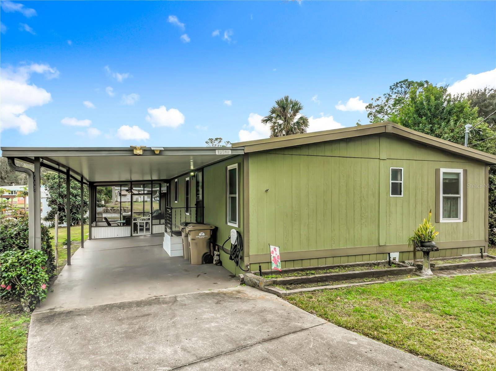 13508 PALM DR, Astatula, FL 34705