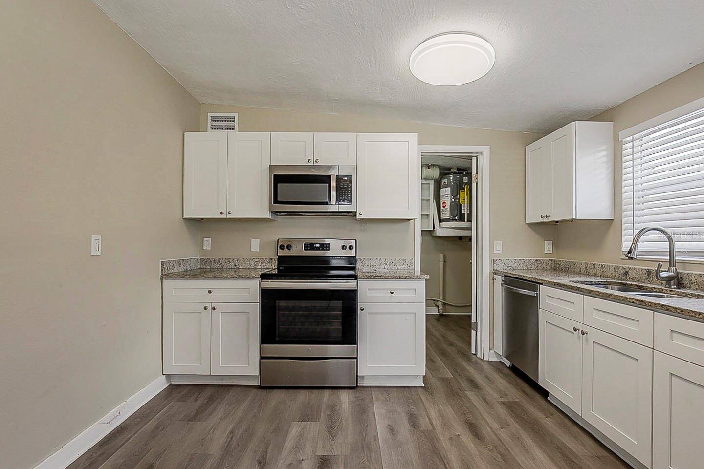 4010 EMERSON AVE S, St Petersburg, FL 33711