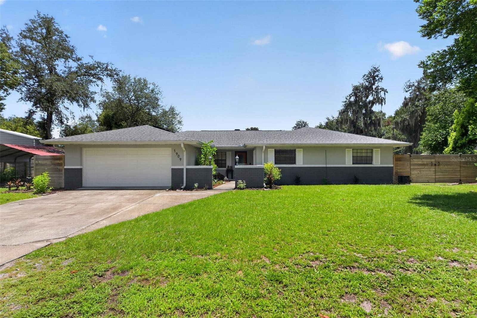 1909 CARRIN ST, Deltona, FL 32738