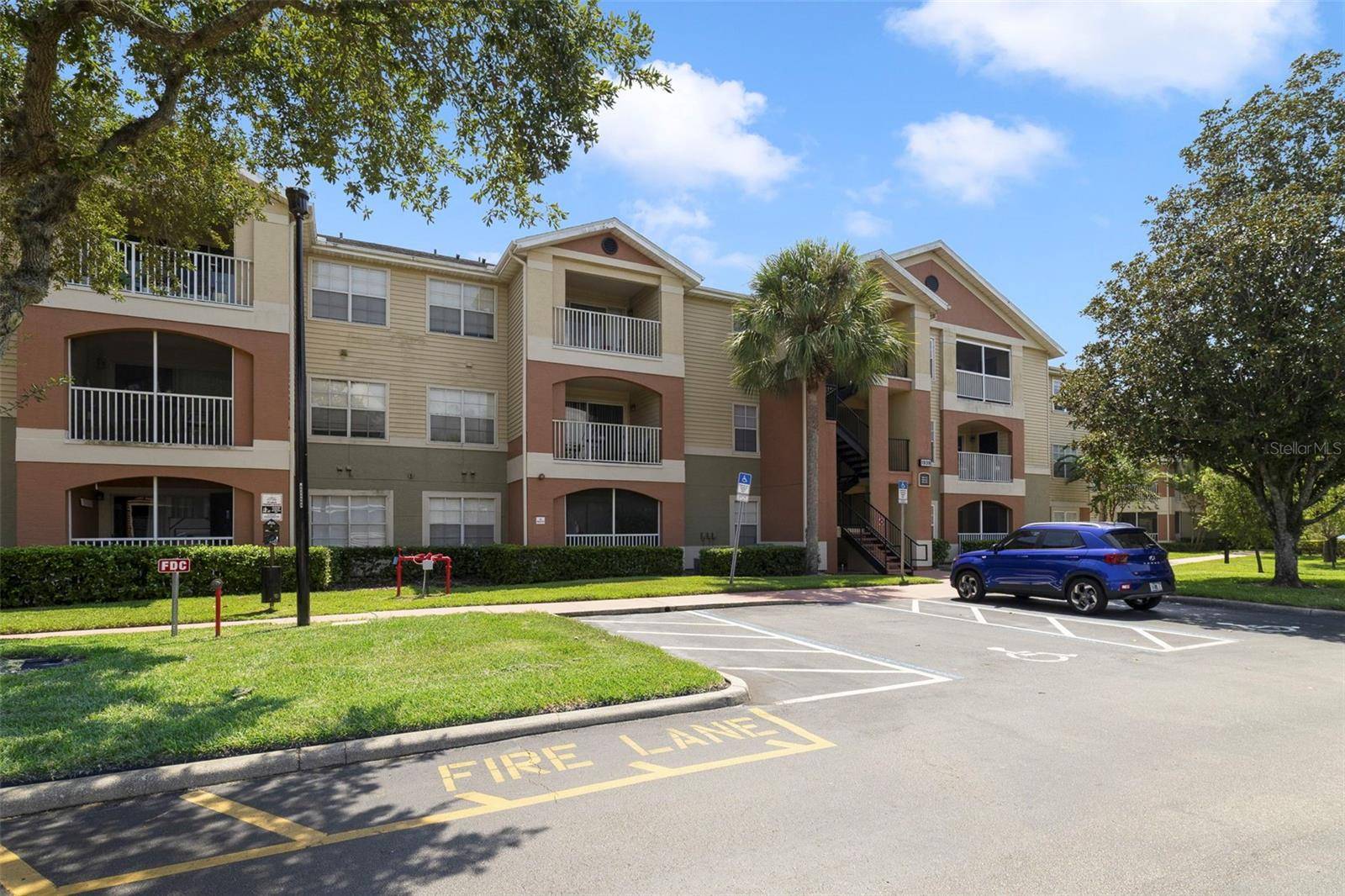 1939 SUMMER CLUB DR #111, Oviedo, FL 32765