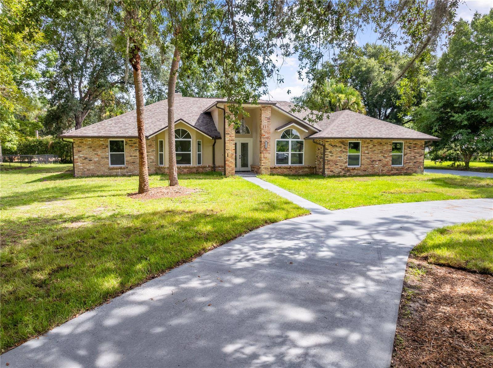 2082 CAMELOT BLVD, St Cloud, FL 34772