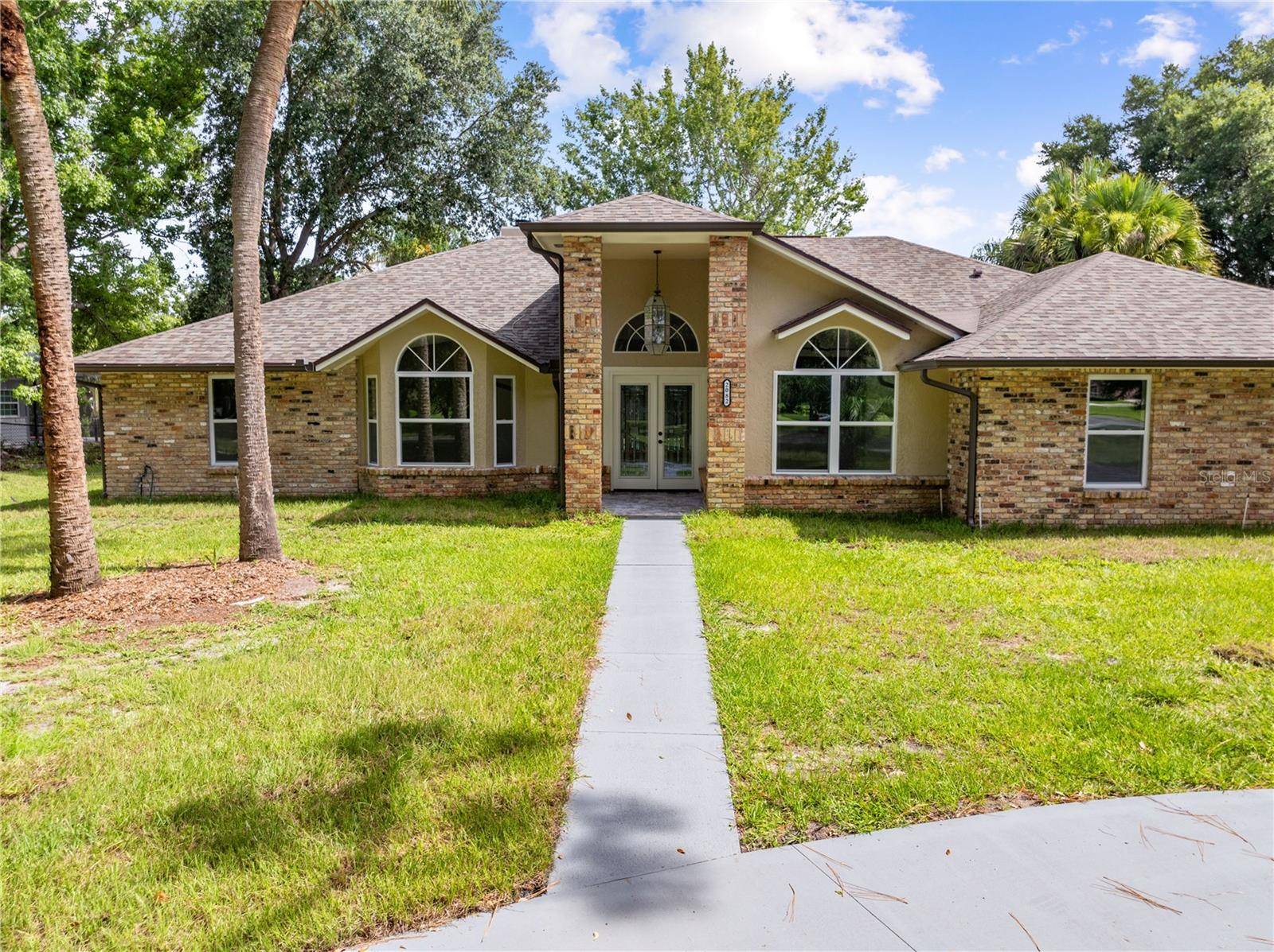 2082 CAMELOT BLVD, St Cloud, FL 34772