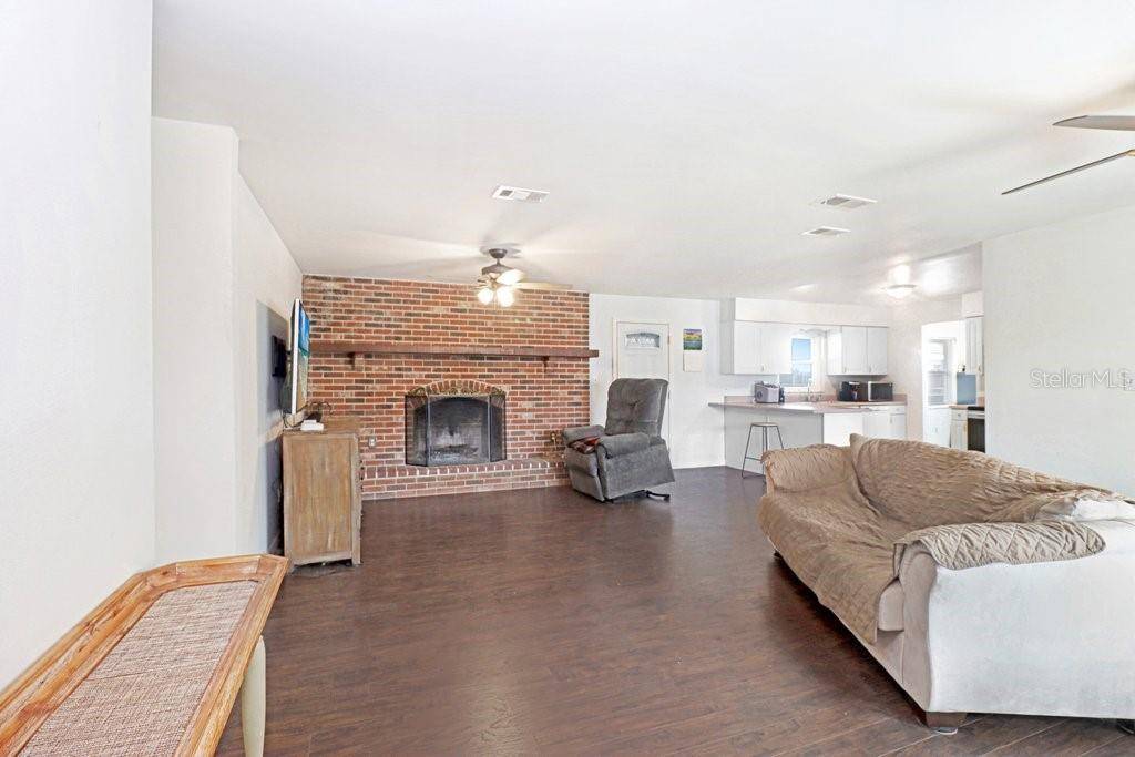 1203 LYNN AVE, Auburndale, FL 33823
