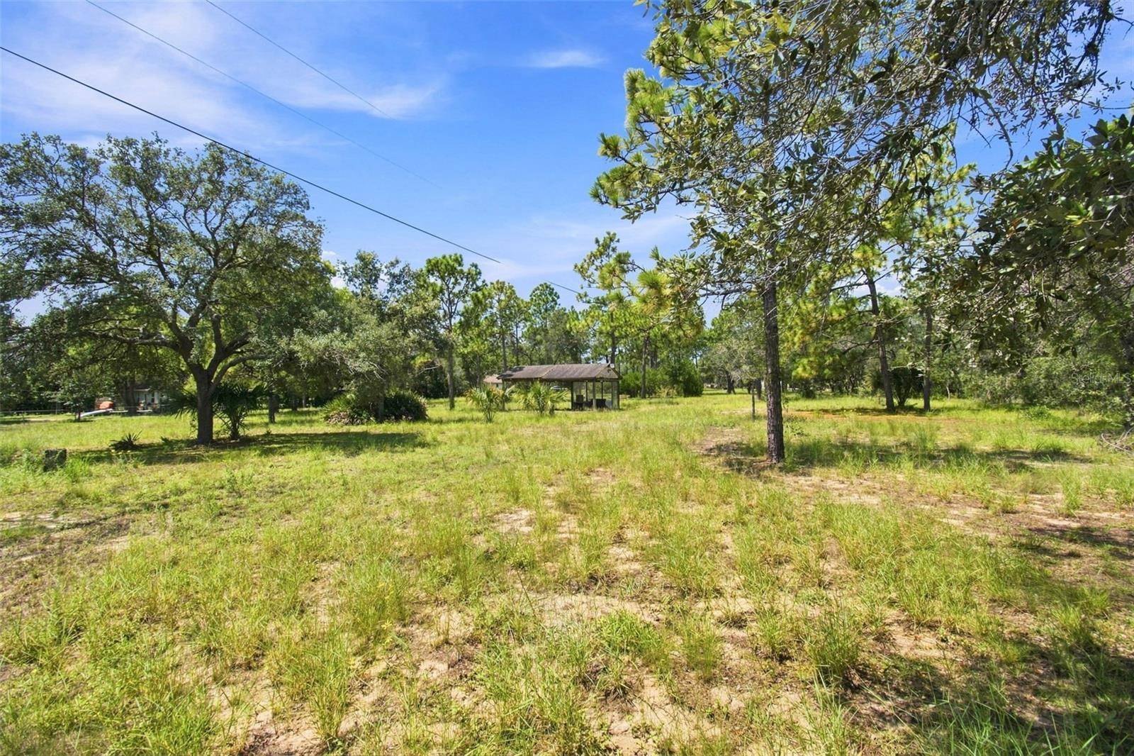 8279 SUNSHINE GROVE RD, Brooksville, FL 34613