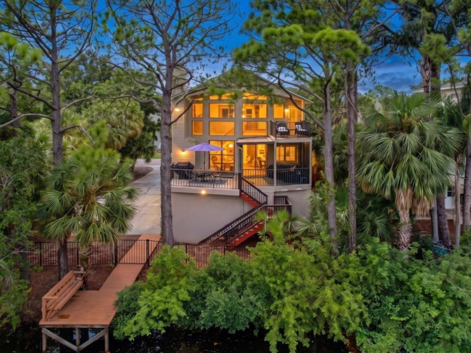 777 CLAUDIA LN, Palm Harbor, FL 34683