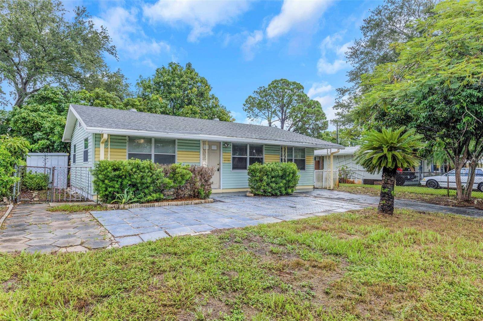 5621 11TH AVE N, St Petersburg, FL 33710