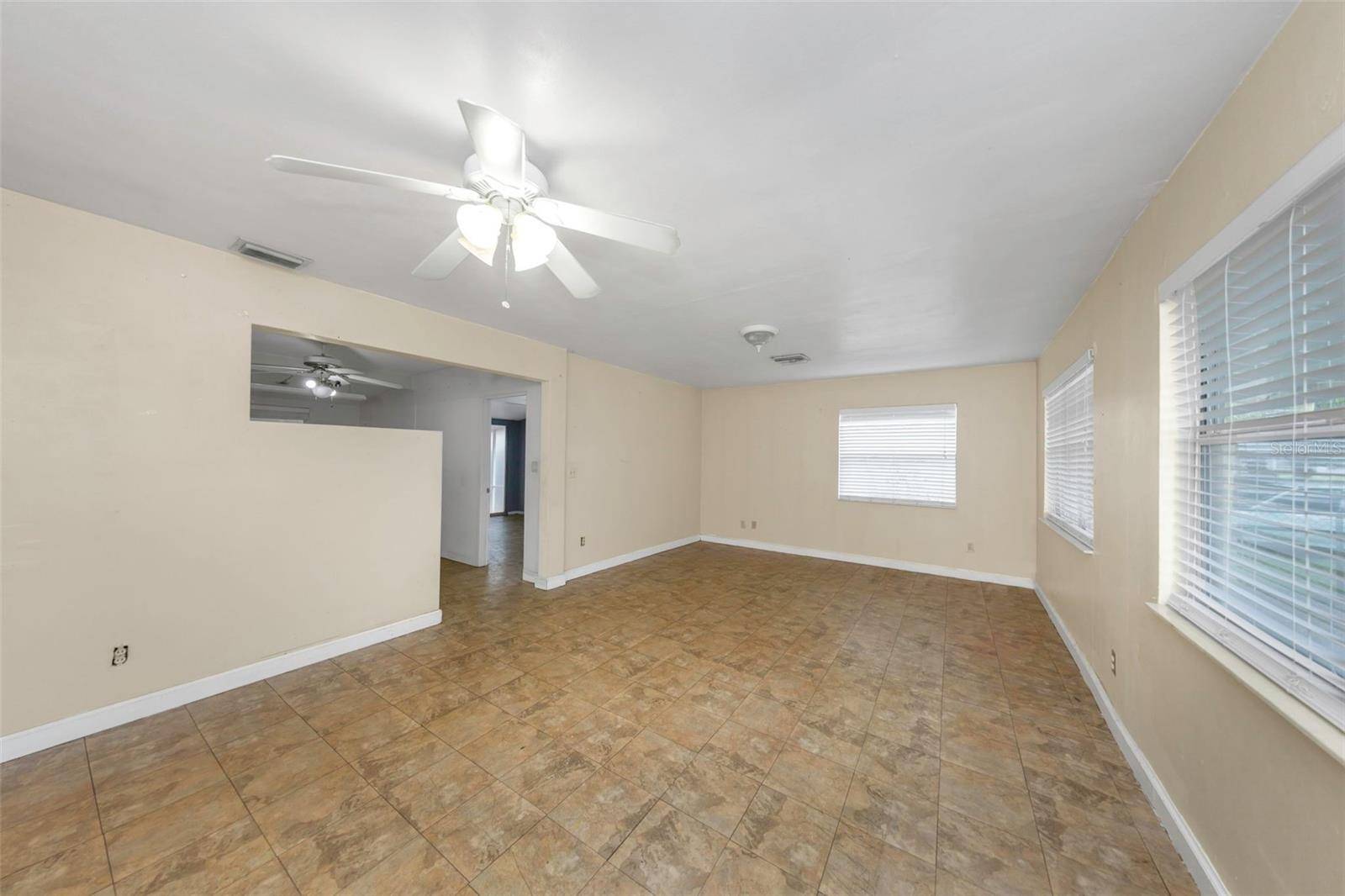 5621 11TH AVE N, St Petersburg, FL 33710