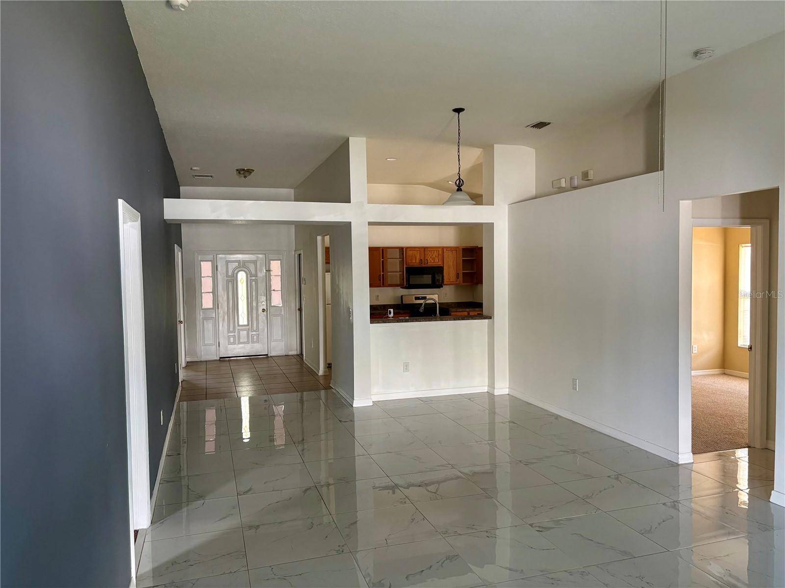 24905 SIENA DR, Lutz, FL 33559