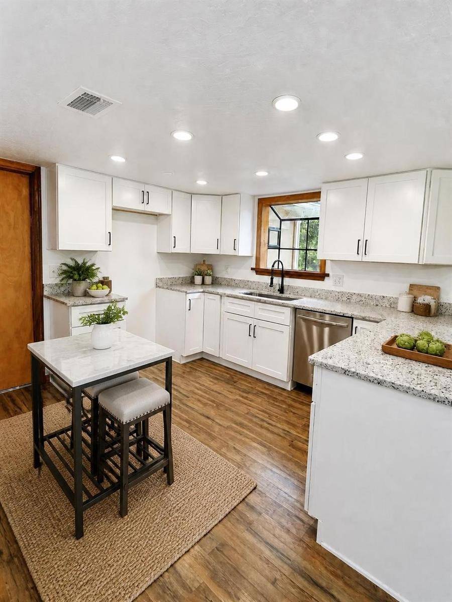 2598 ENTERPRISE OSTEEN RD, Osteen, FL 32764
