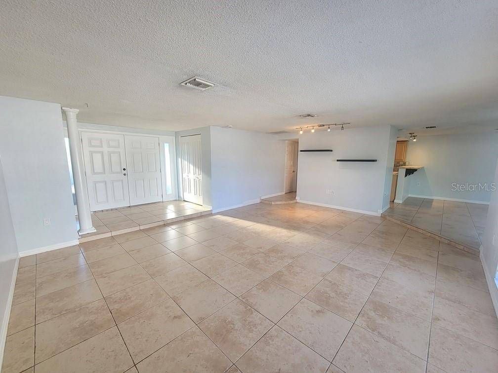 7741 TREASURE POINTE DR, Port Richey, FL 34668