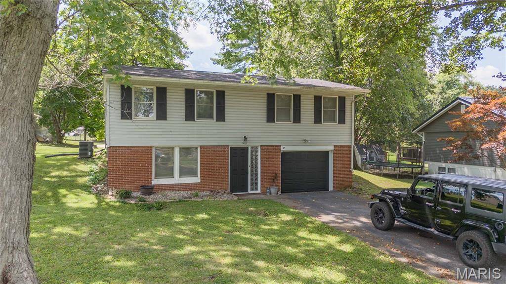 605 N Sunflower ST, Vandalia, IL 62471