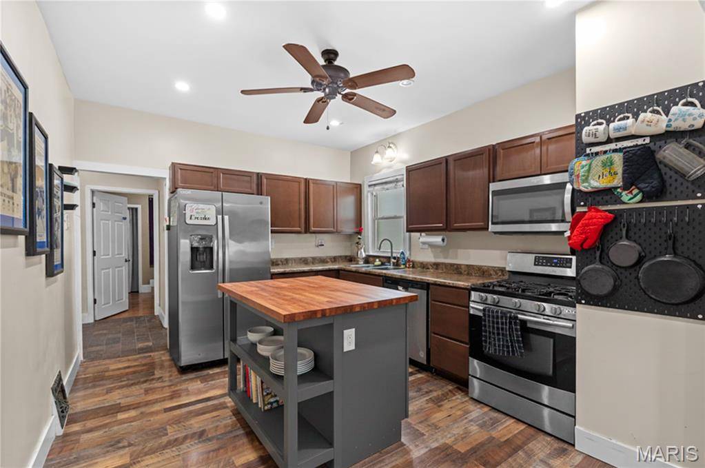 5132 Dresden AVE, St Louis, MO 63116