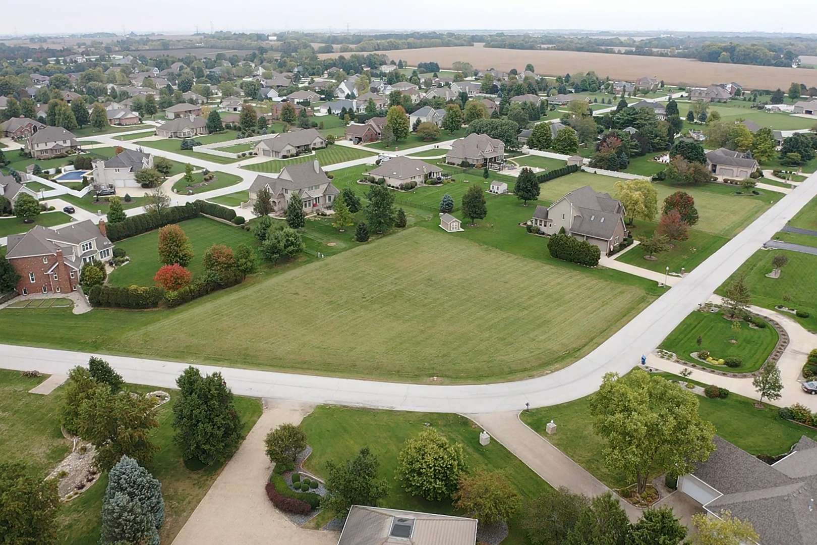 1040 Country LN, Bourbonnais, IL 60914