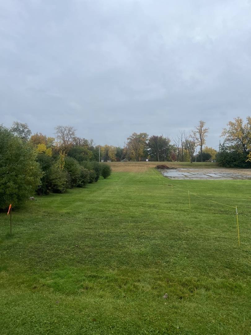 5701 Clarendon Hills RD, Clarendon Hills, IL 60514