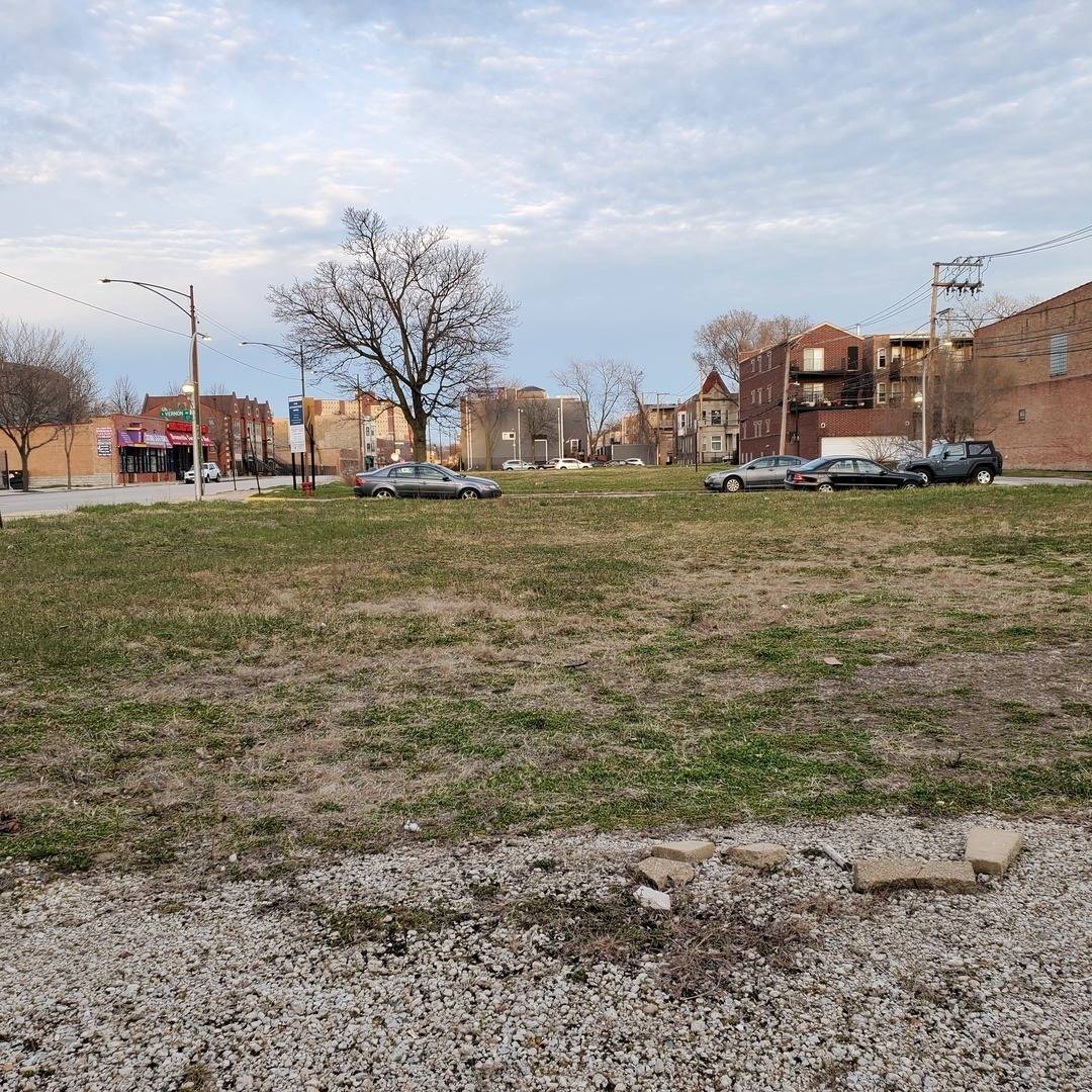 421 E 43rd ST, Chicago, IL 60653