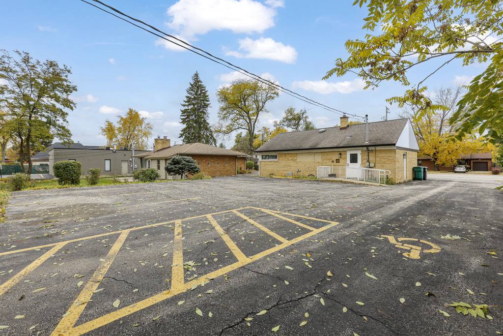 619 S Main ST, Lombard, IL 60148