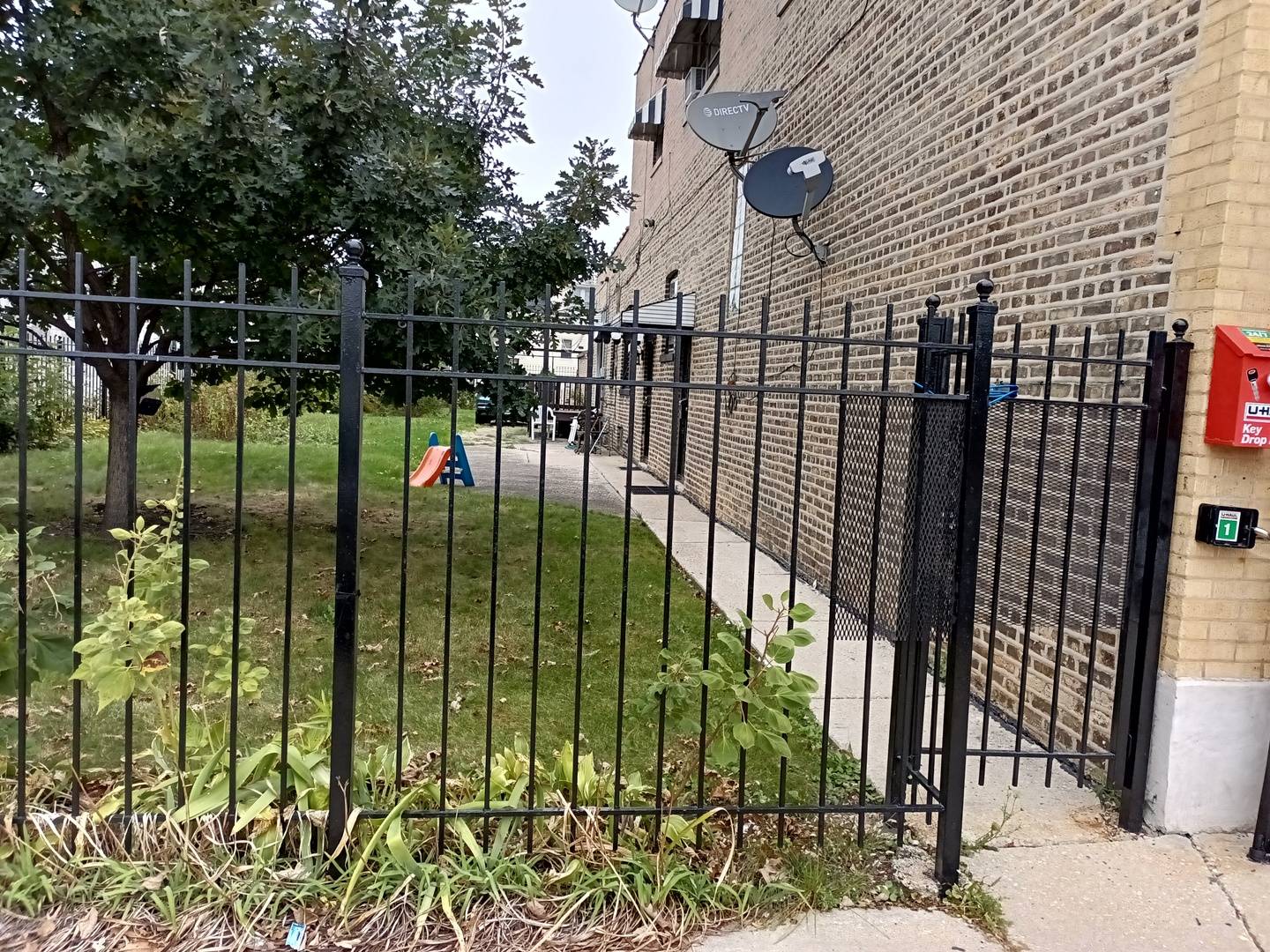 6348 W GRAND AVE, Chicago, IL 60639