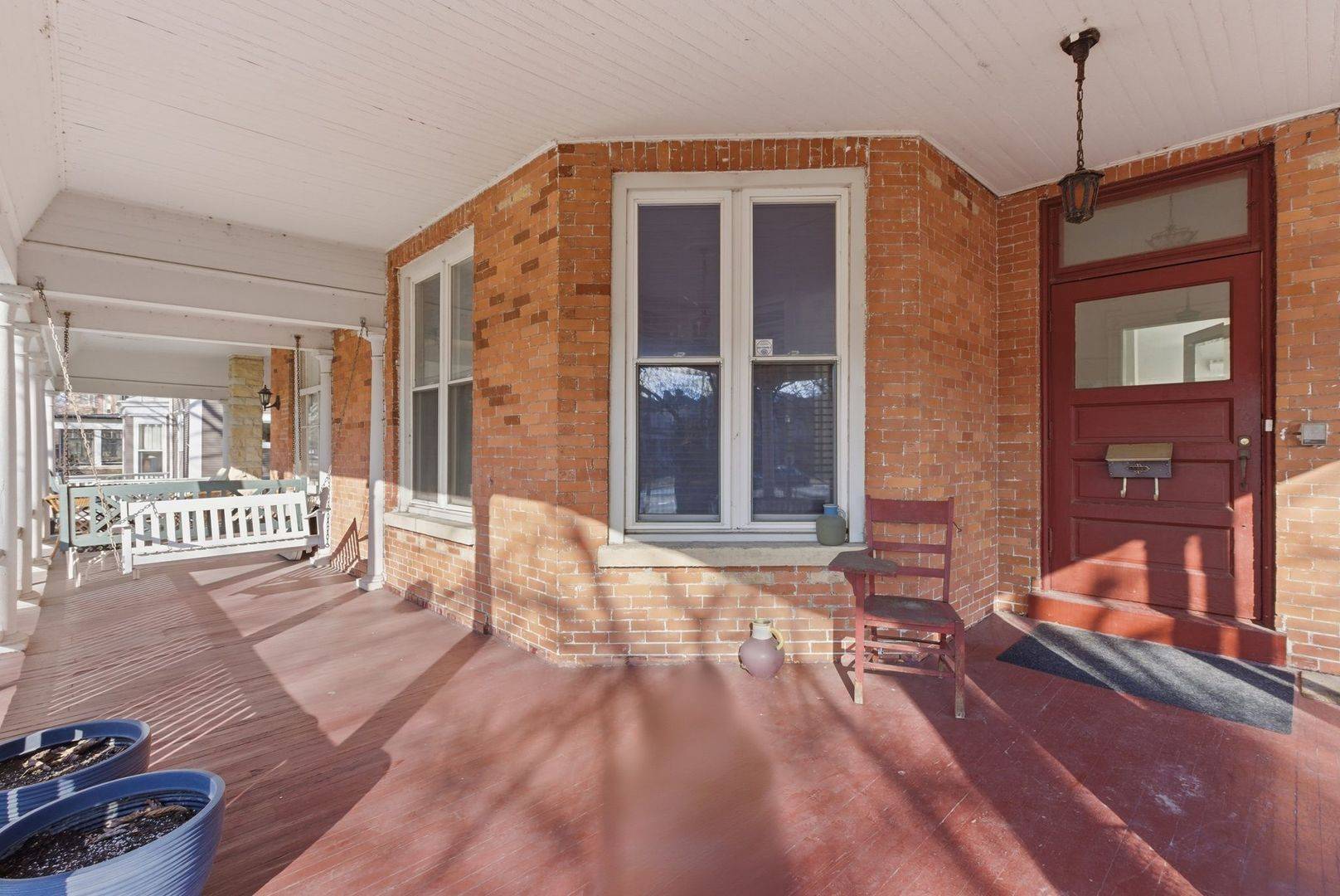 2001 Orrington AVE #2001, Evanston, IL 60201