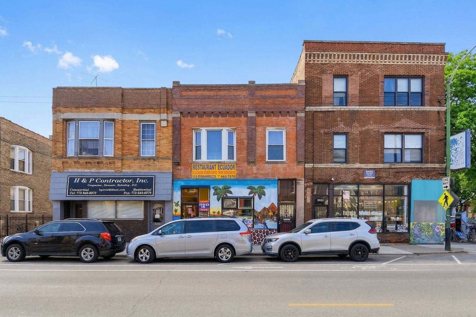 2923 W Diversey AVE, Chicago, IL 60647
