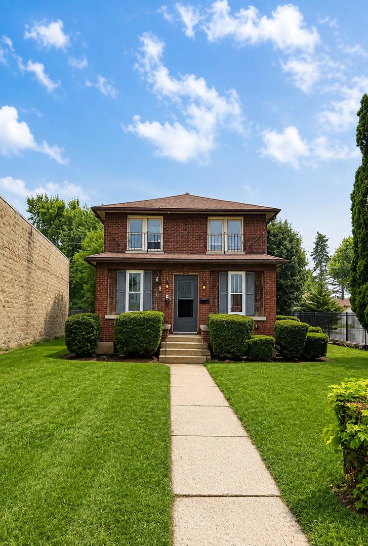 1626 Sheridan RD, North Chicago, IL 60064