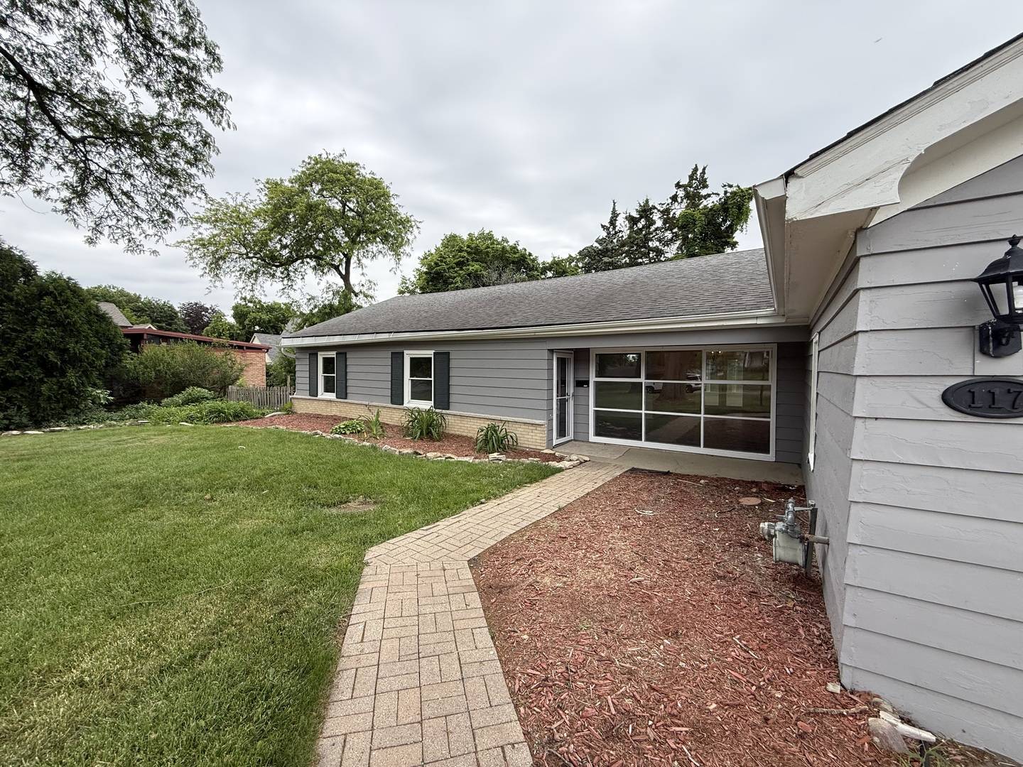 117 E Elm ST, Wheaton, IL 60189