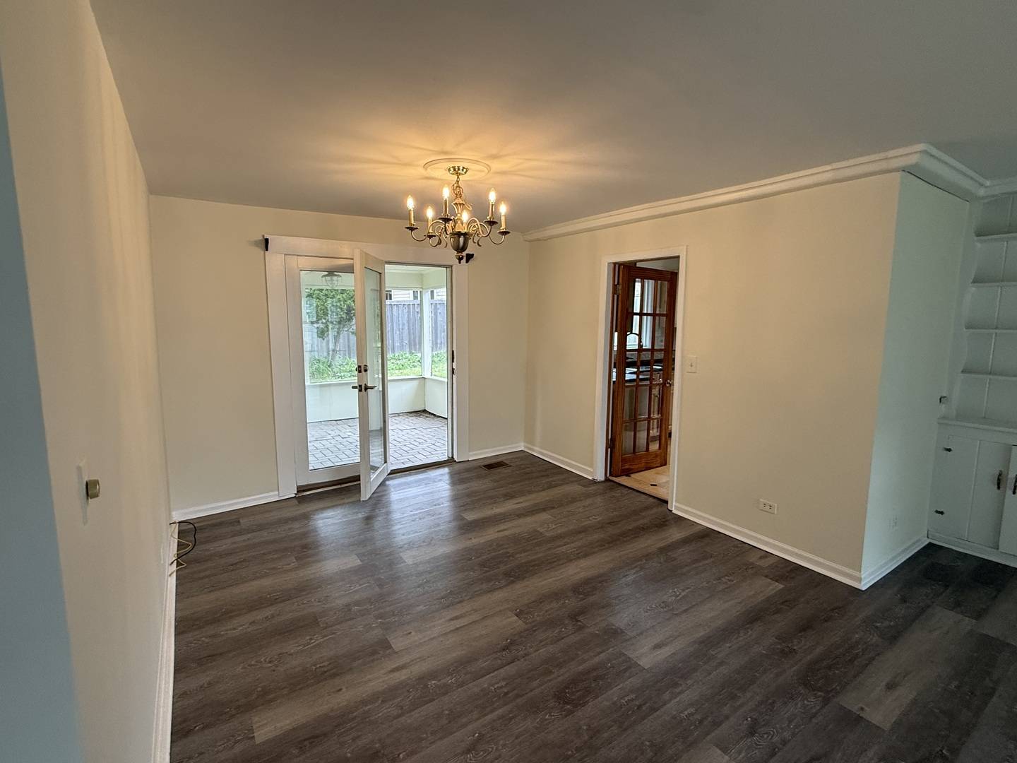 117 E Elm ST, Wheaton, IL 60189