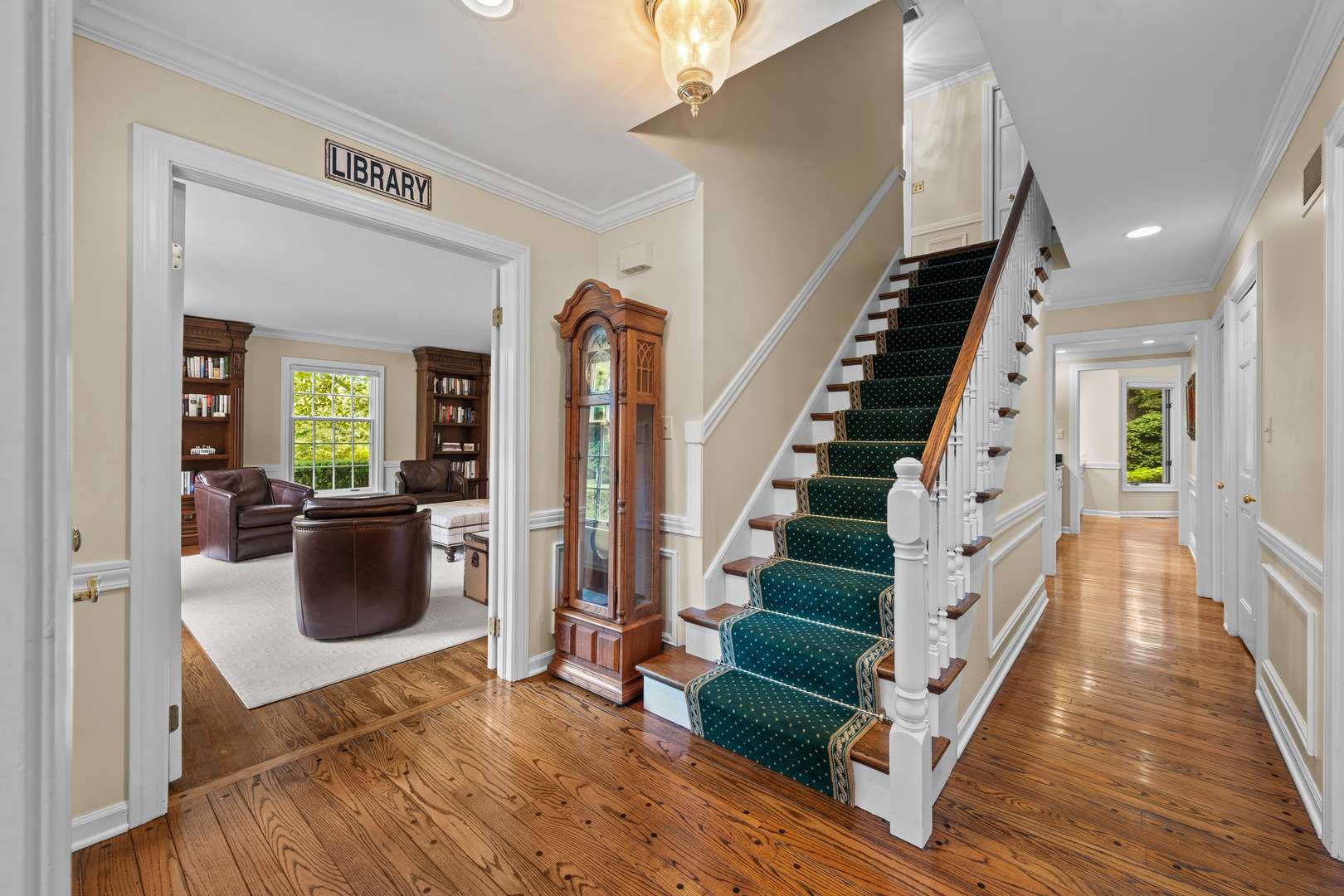 1871 W Everett RD, Lake Forest, IL 60045