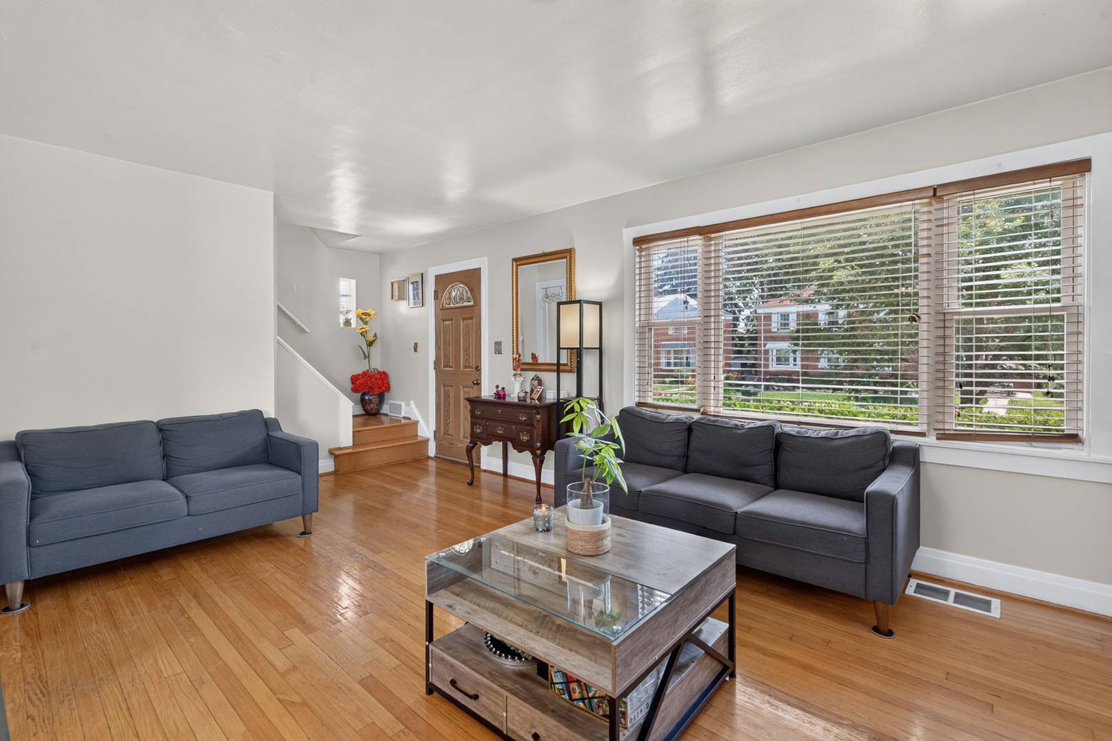 3128 Ernst ST, Franklin Park, IL 60131