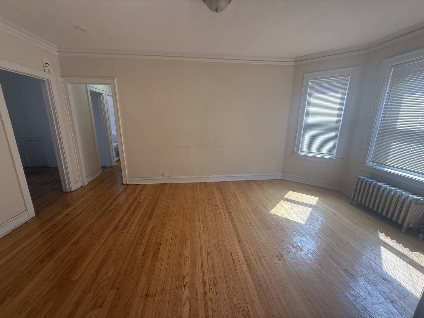 2105 Grove AVE #202, Berwyn, IL 60402