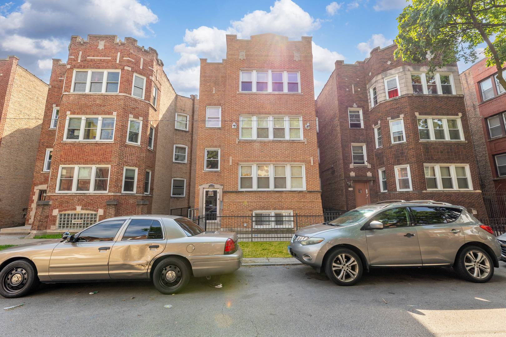 7025 S Chappel AVE #3, Chicago, IL 60649