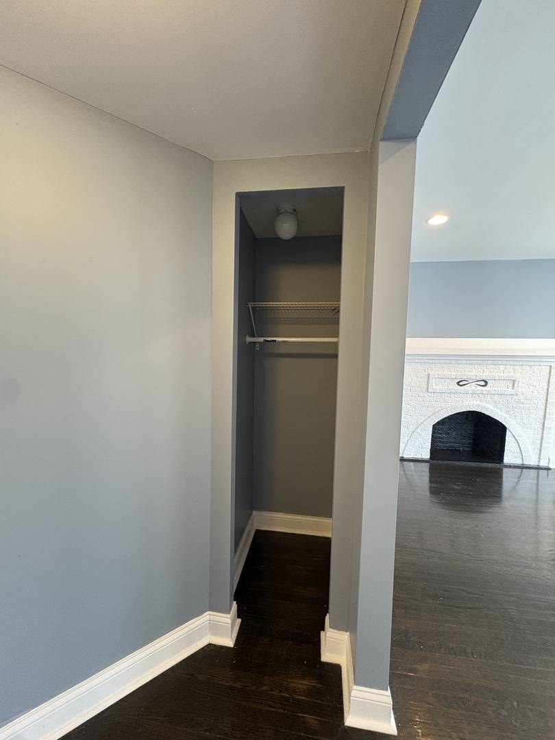 7025 S Chappel AVE #3, Chicago, IL 60649