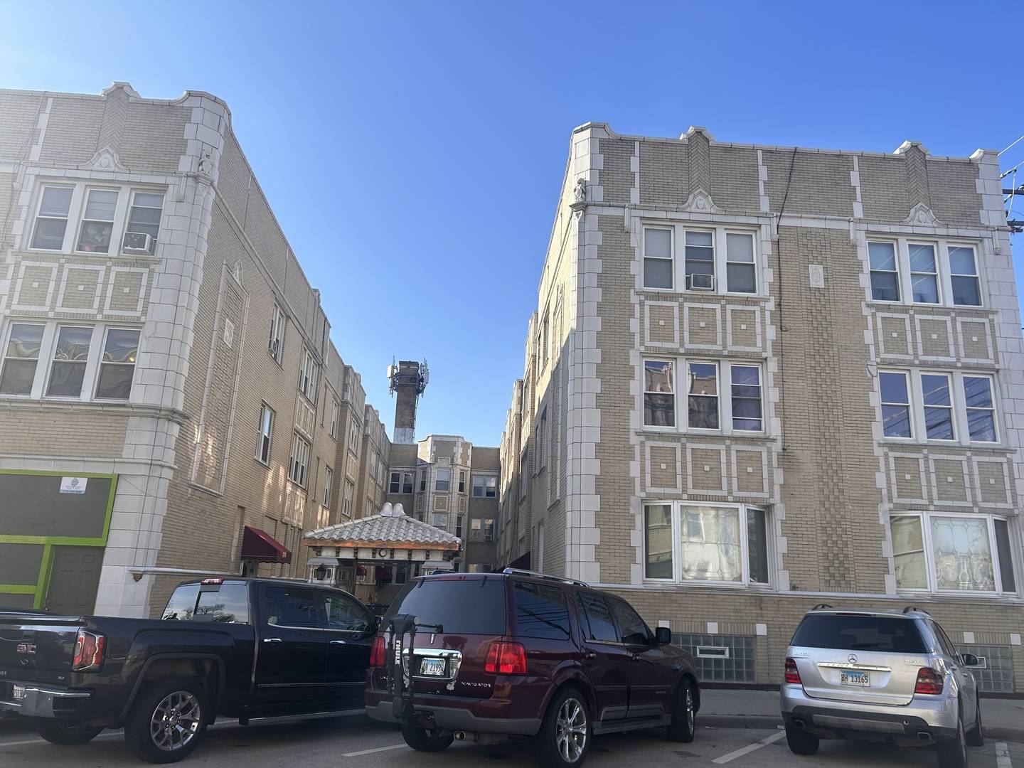 2148 S Gunderson AVE #334, Berwyn, IL 60402