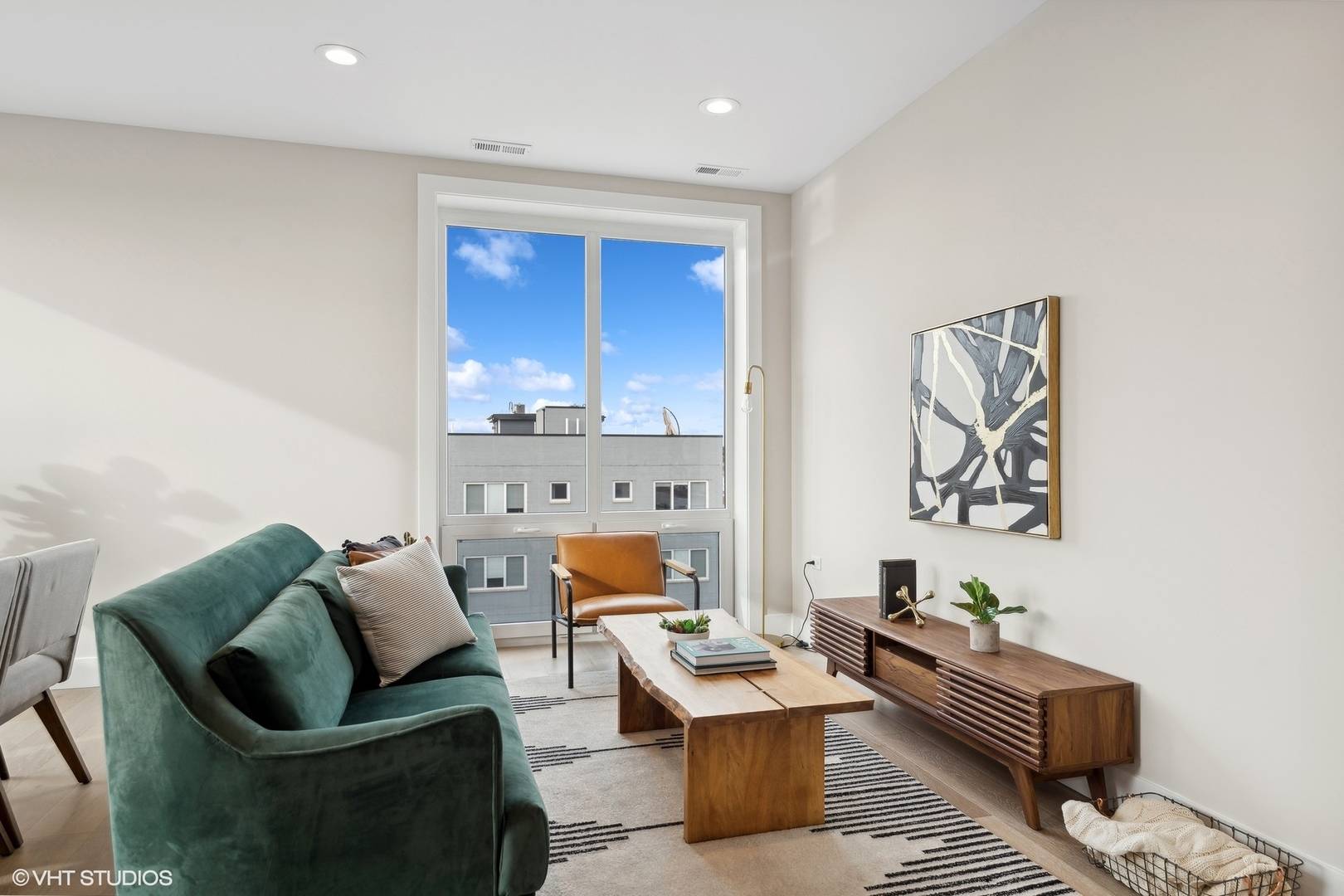2342 W Adams ST #406, Chicago, IL 60612