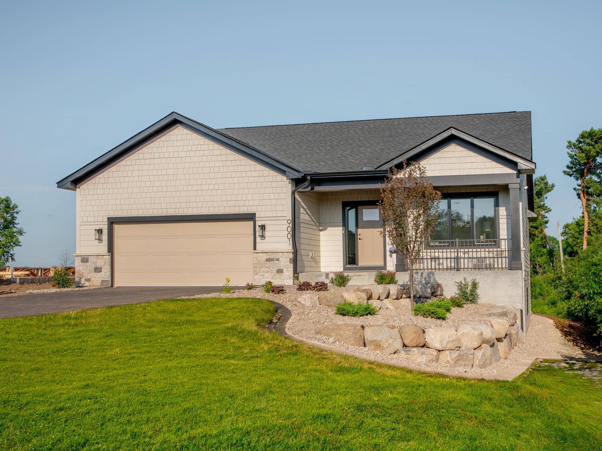 9001 62nd ST S, Cottage Grove, MN 55016