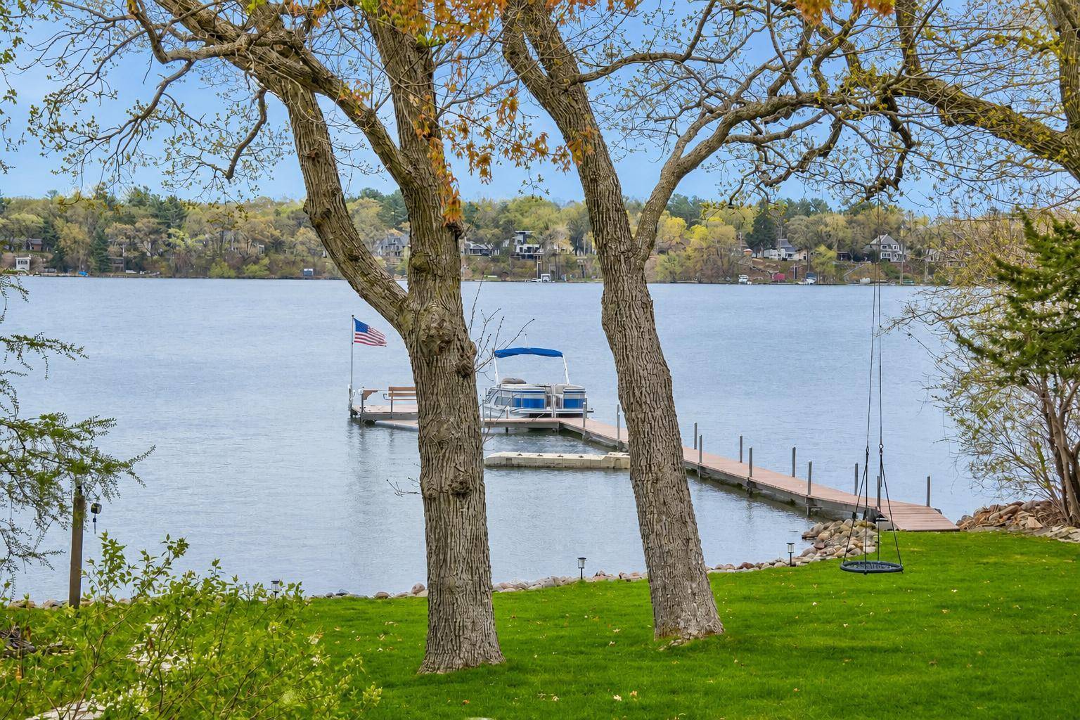 5256 Oxford ST N, Shoreview, MN 55126