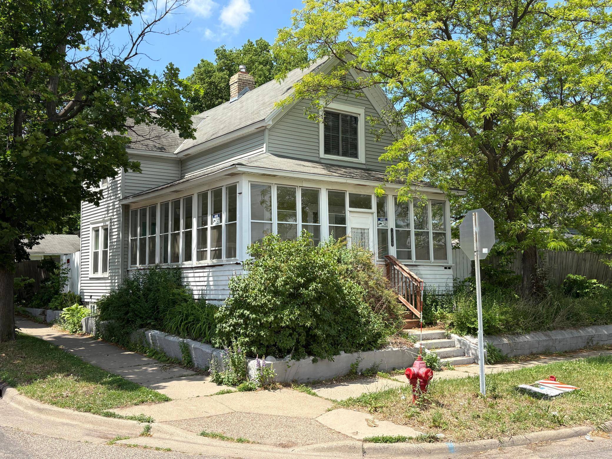 1059 Marion ST, Saint Paul, MN 55117