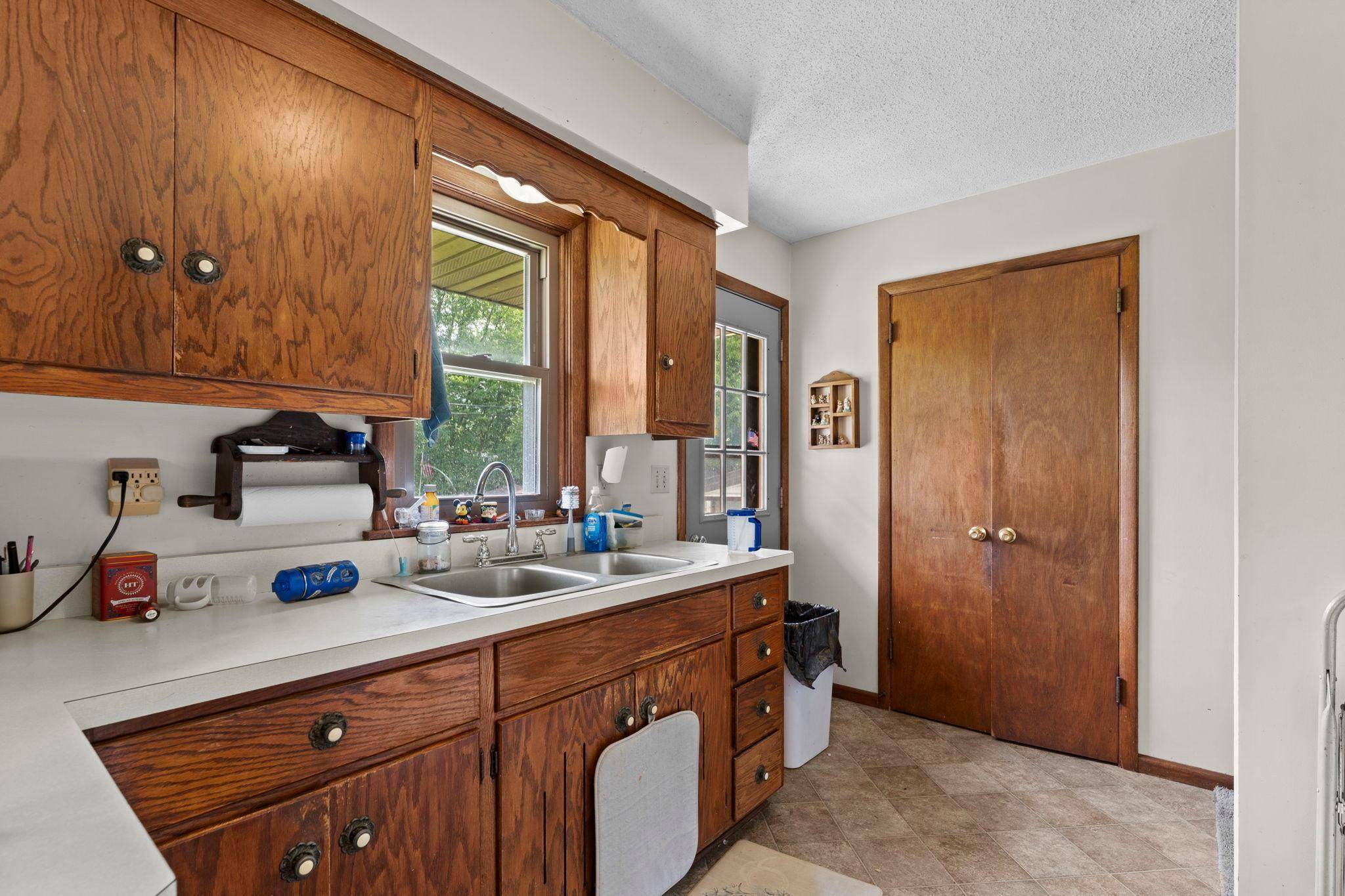 2607 64th AVE N, Brooklyn Center, MN 55430