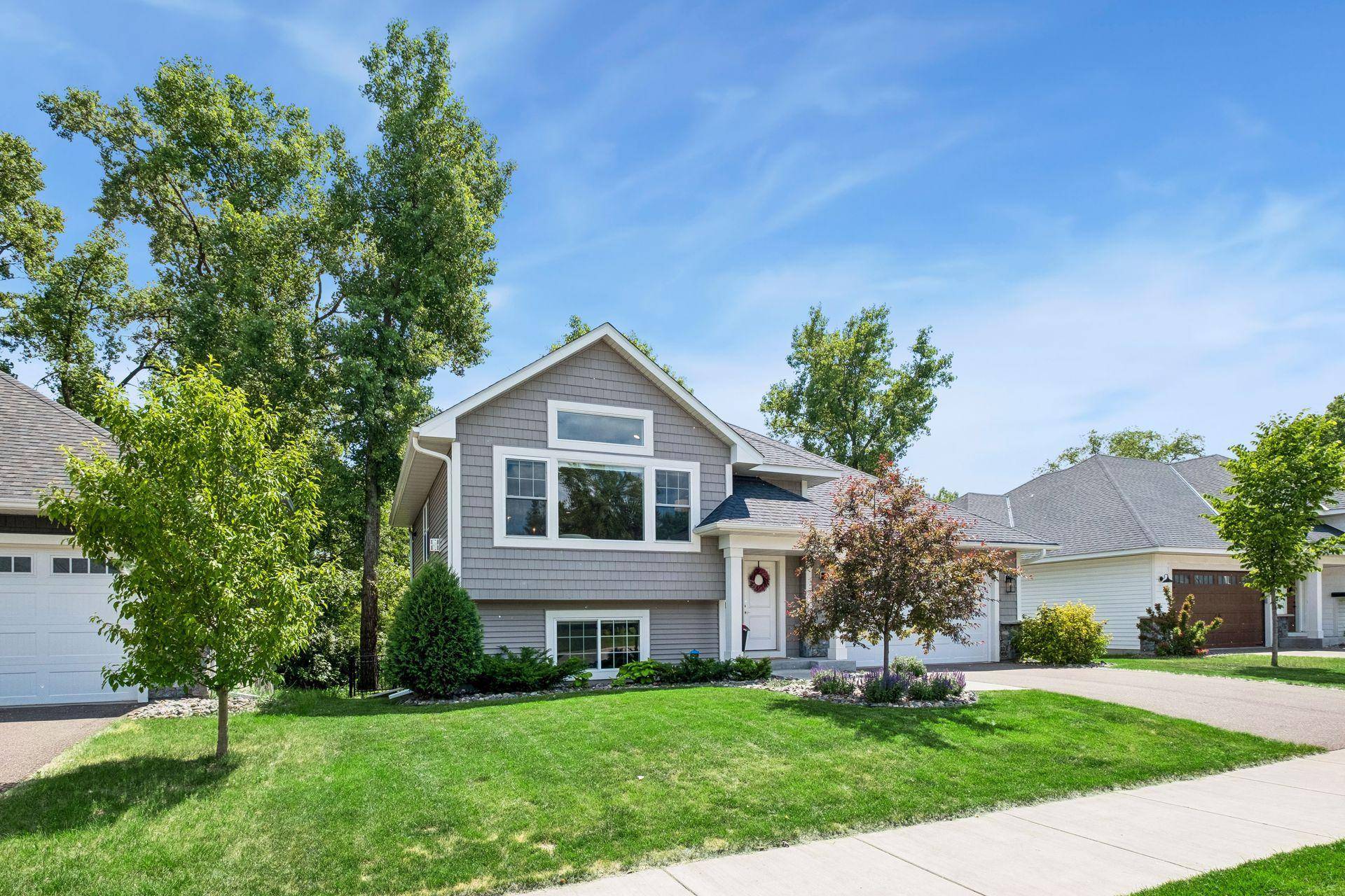 7225 51st AVE N, New Hope, MN 55428