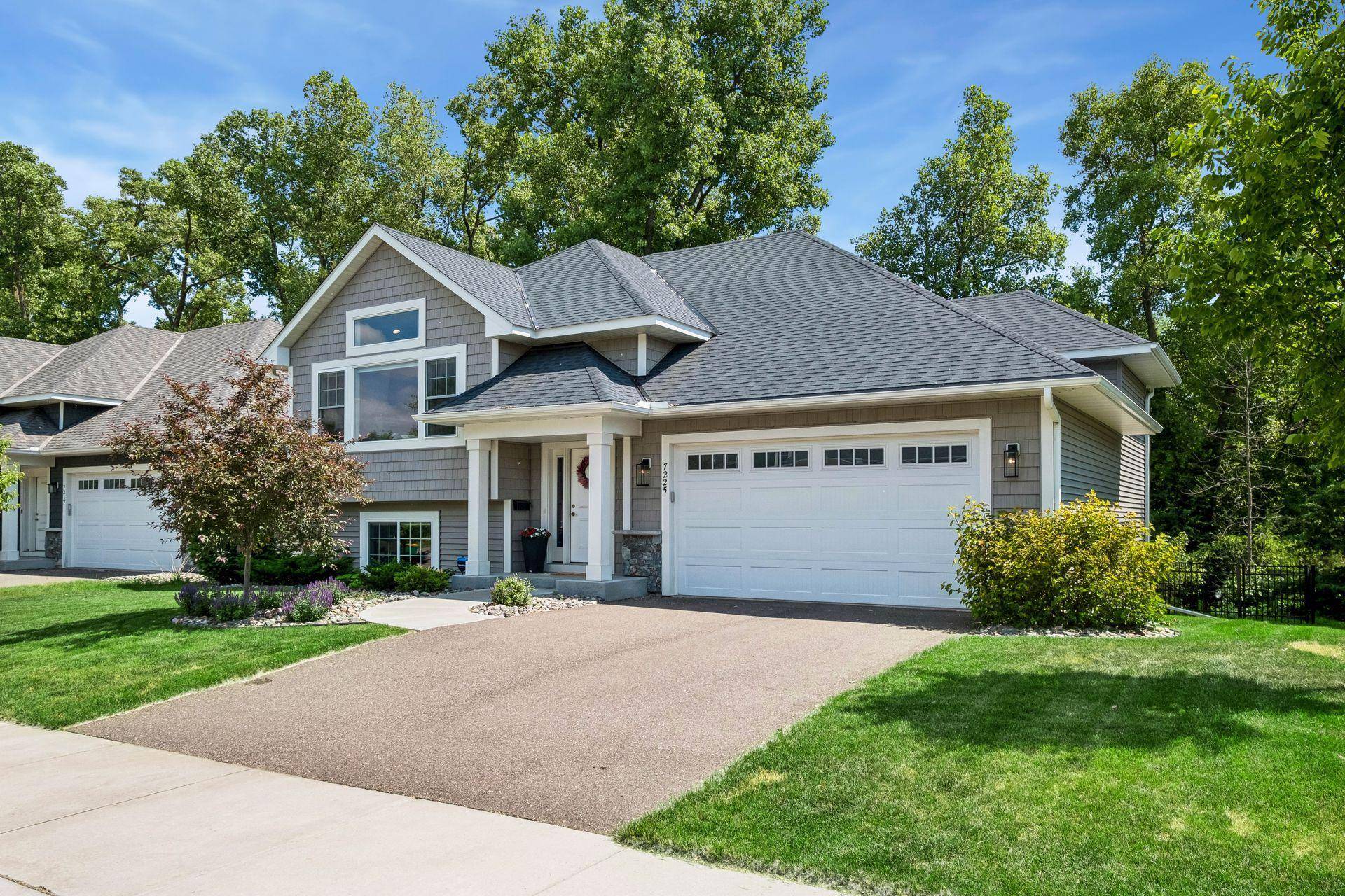 7225 51st AVE N, New Hope, MN 55428