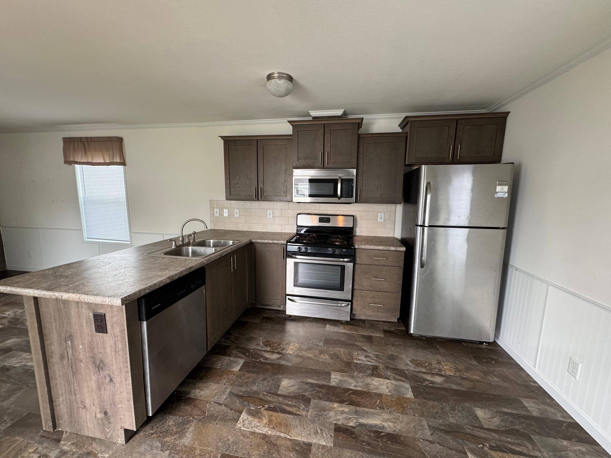 8 Holt Dr., Duluth, MN 55808