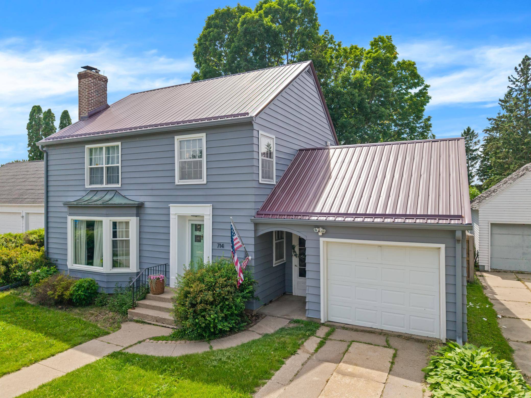 714 S Marshall ST, Caledonia, MN 55921