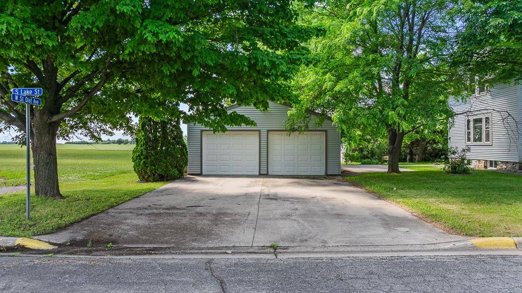 207 S Lake ST, Belview, MN 56214