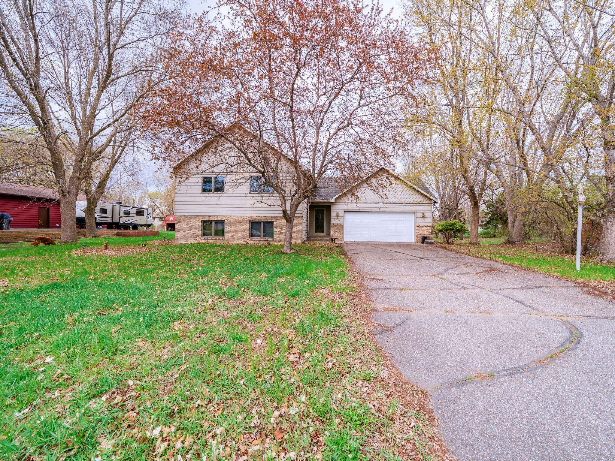 6413 Laurel RD, Saint Cloud, MN 56303