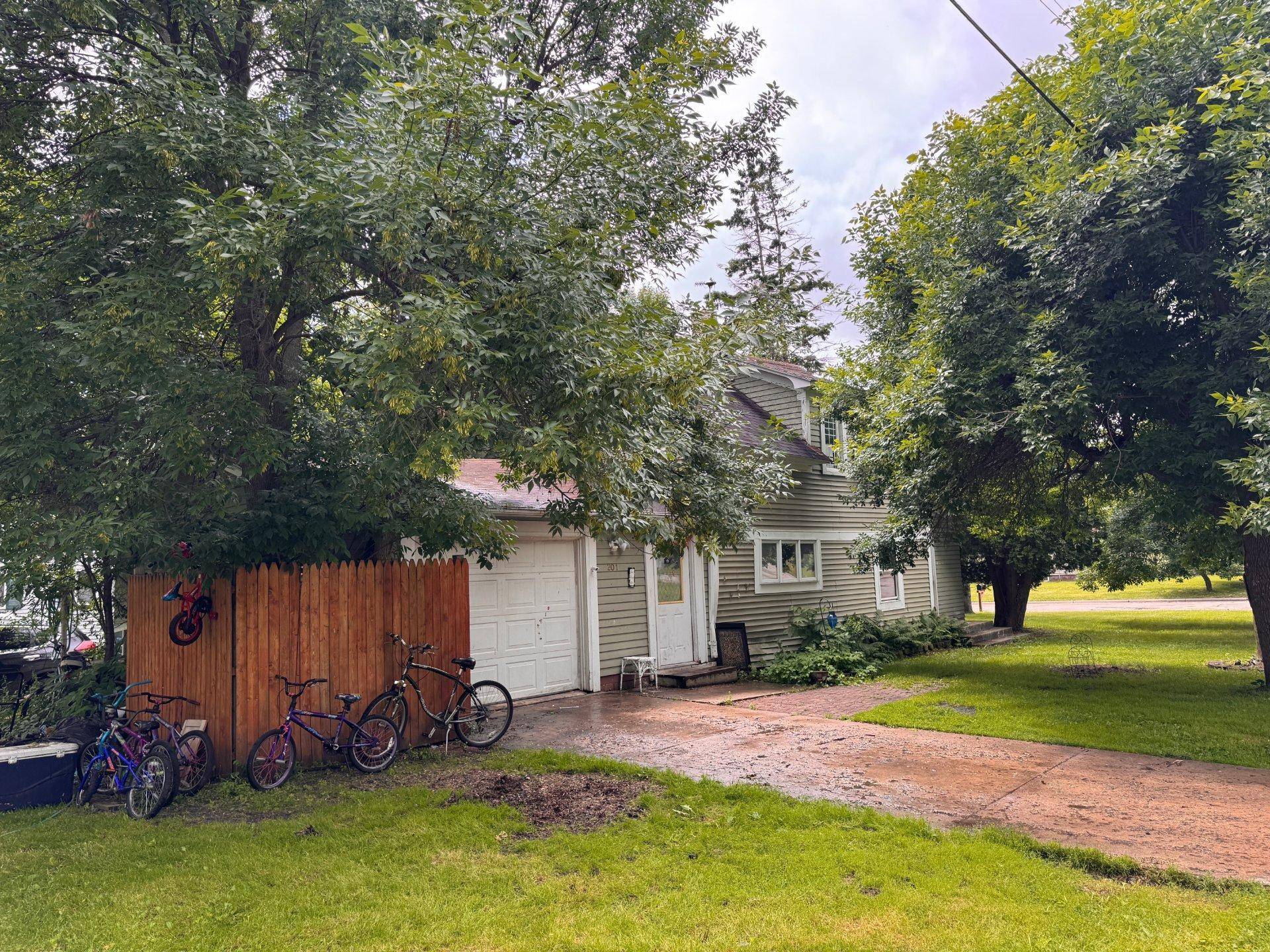201 1st ST SE, Pelican Rapids, MN 56572