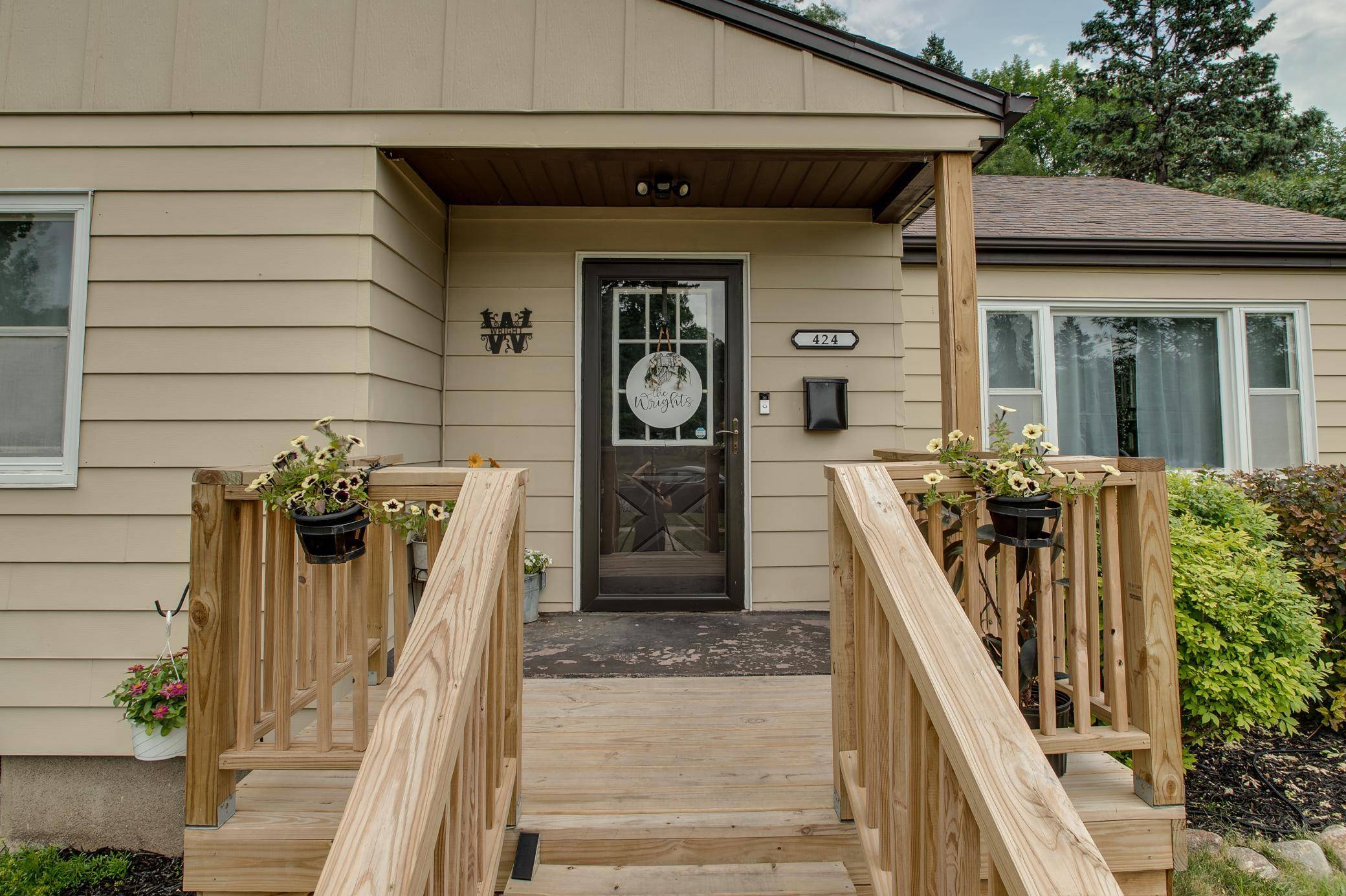 424 15th ST S, Moorhead, MN 56560