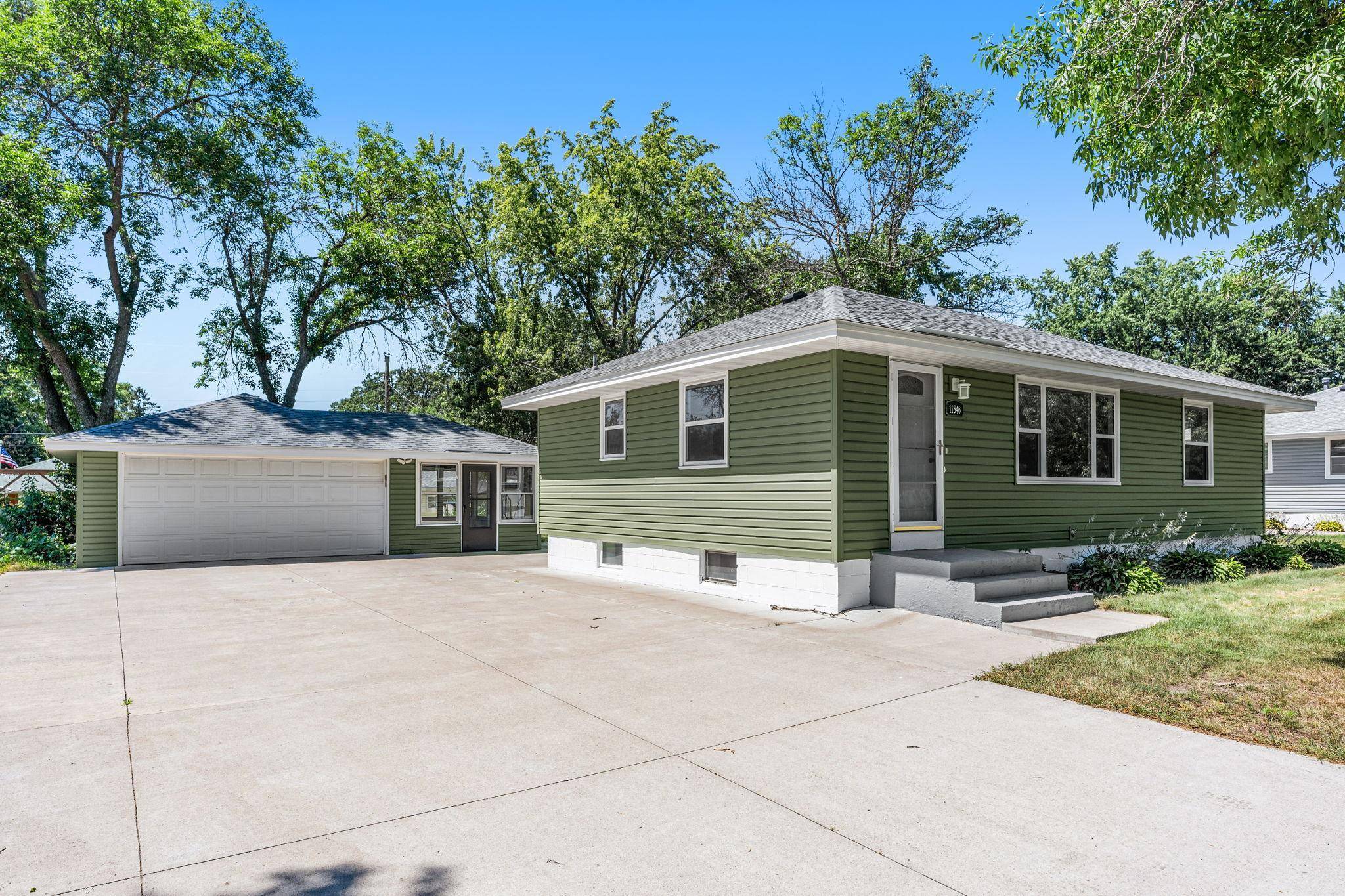 11346 Norway ST NW, Coon Rapids, MN 55448