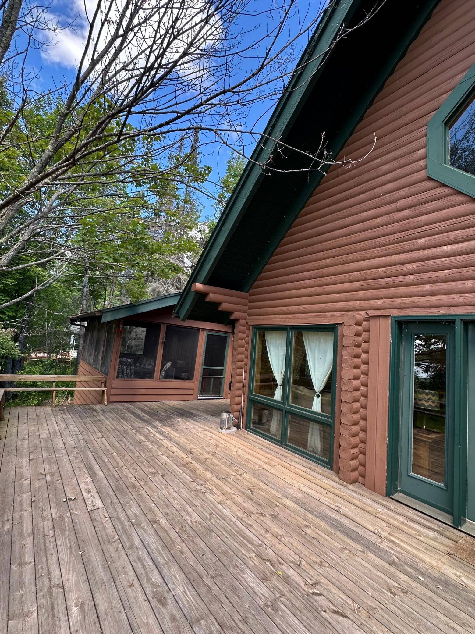 1909 Lynx Island, International Falls, MN 56649