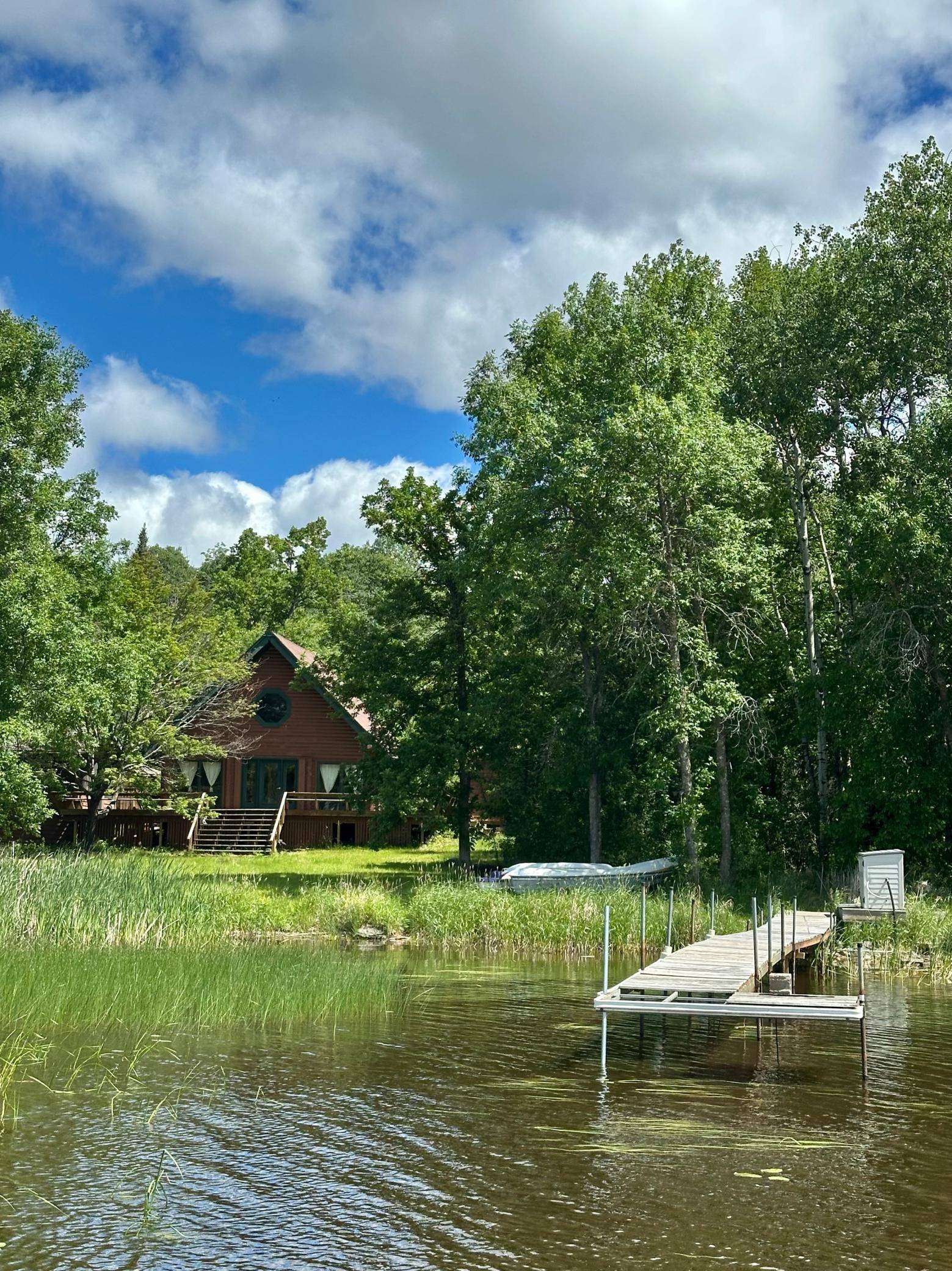 1909 Lynx Island, International Falls, MN 56649