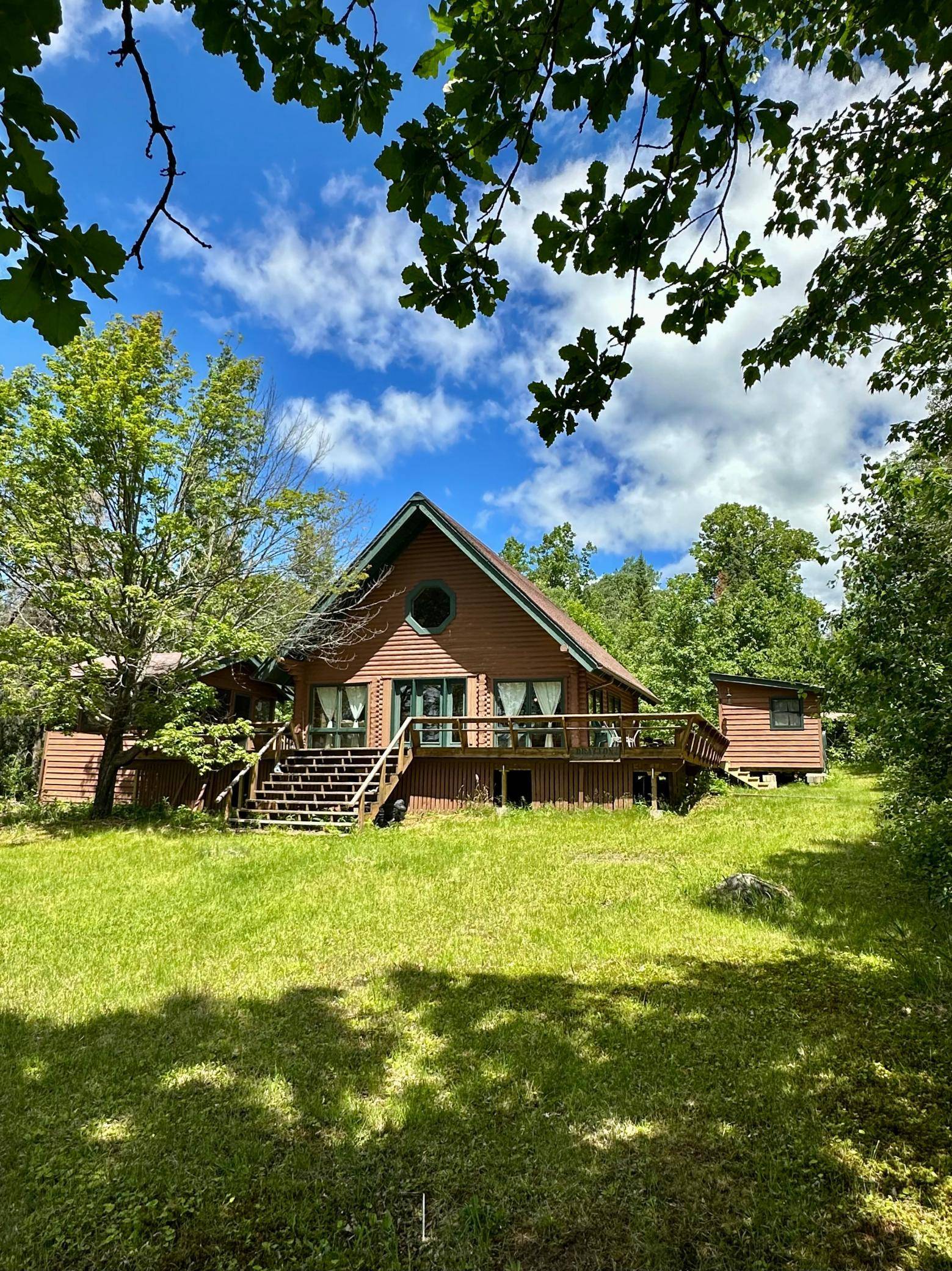 1909 Lynx Island, International Falls, MN 56649