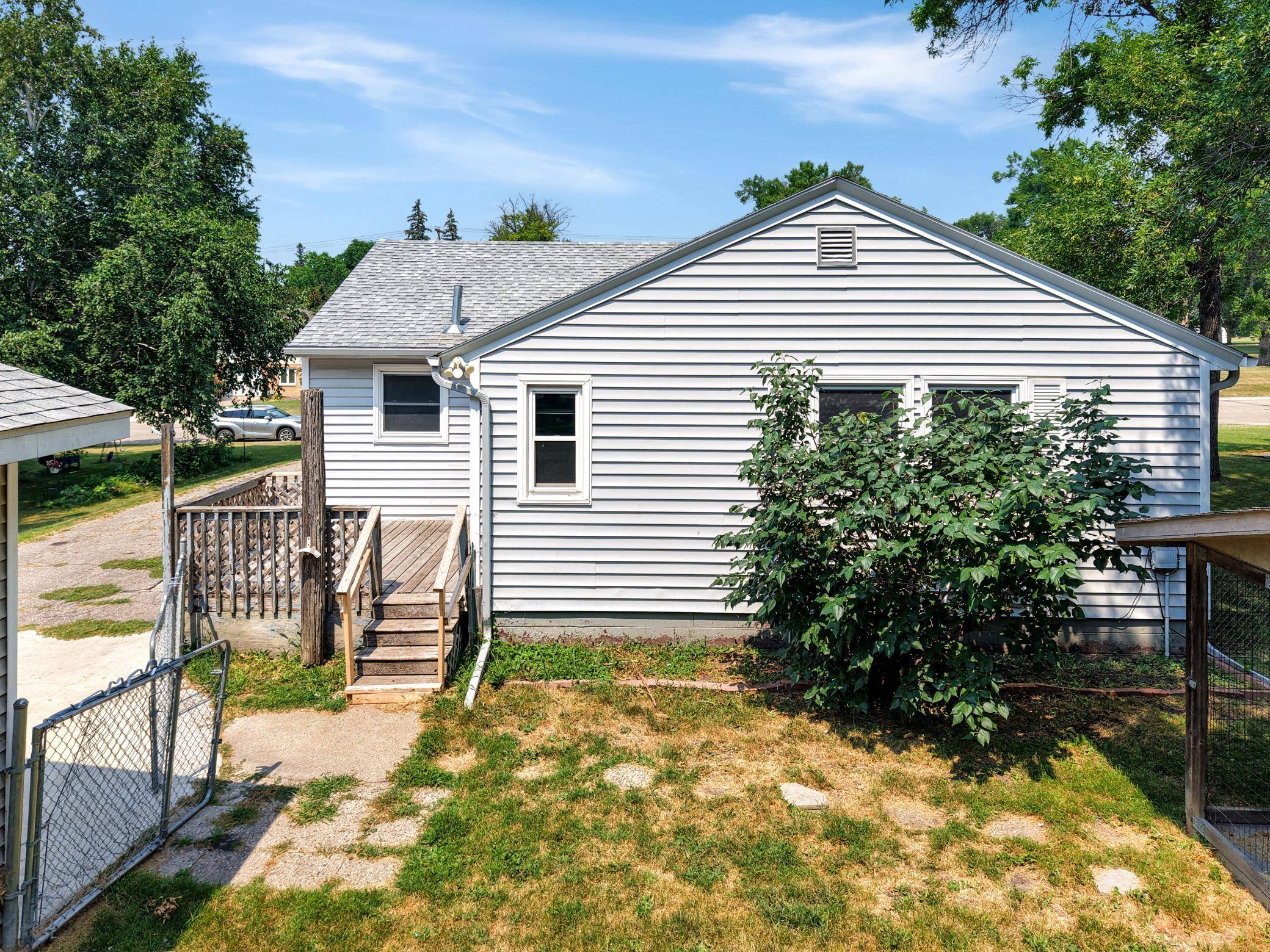 815 1st ST SE, Elbow Lake, MN 56531